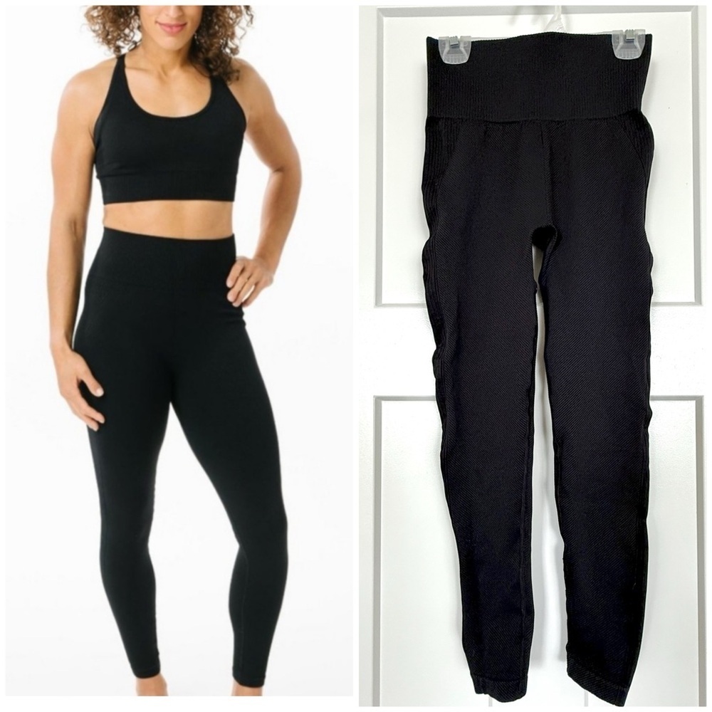 🖤 Zyia Active Black Ribbed Hi-Rise 7/8 Leggings – Size M (24” inseam)